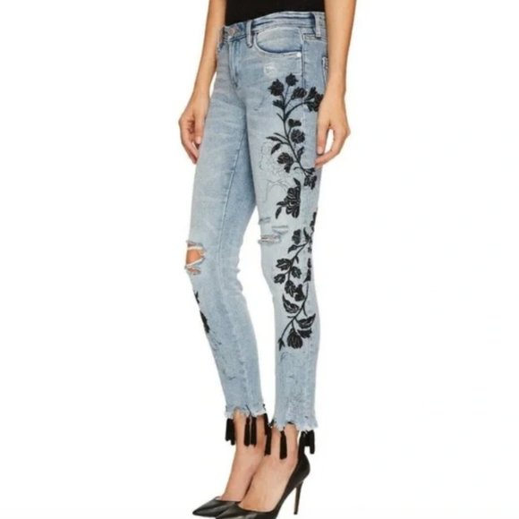 Blank NYC Shadow Bloom Crop Skinny Classique Jeans Embroidered, Tassels size 29 - Picture 1 of 9